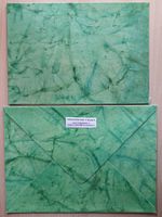 Natuurpapier batik enveloppen 16 X 22.8 cm groen